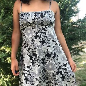 🖤90s gothic flower print sundress🖤